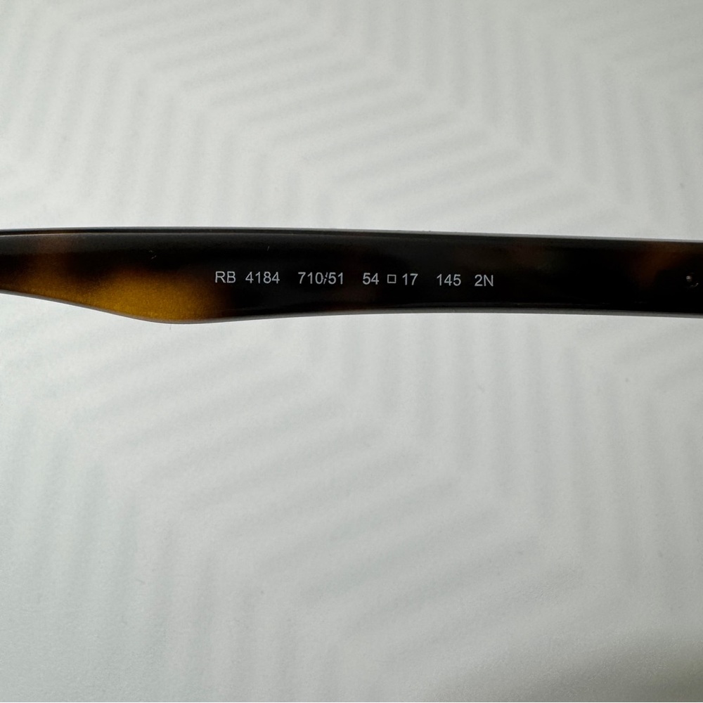 Ray-Ban RB4184 - Picture 4 of 8